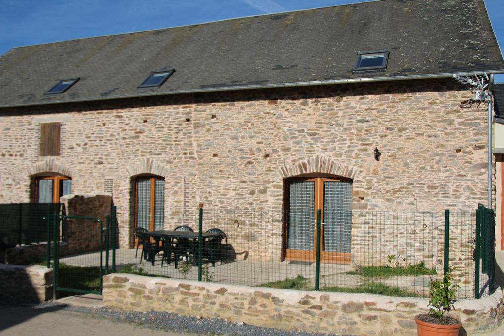 La Ferme De La Baconnerie Villa Sainte-Marguerite-d'Elle Dış mekan fotoğraf